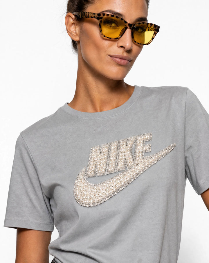 T-SHIRT NIKE LOGO GREY